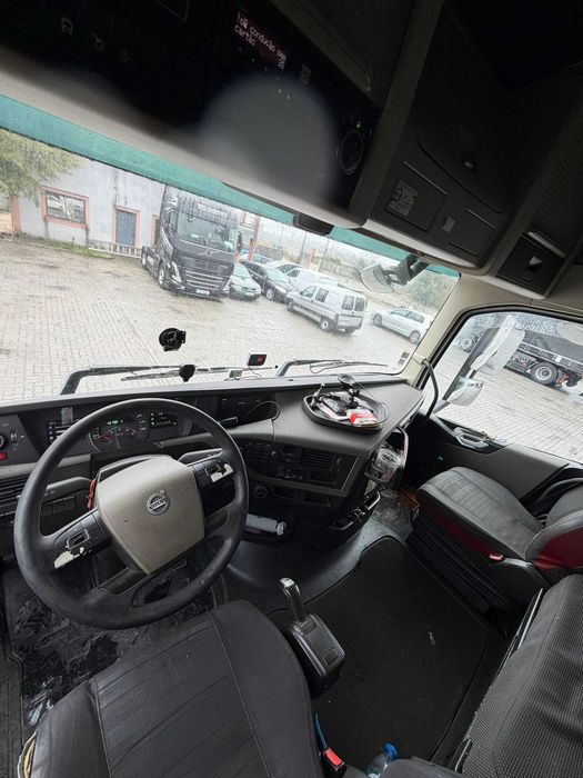 VOLVO   -   FH460