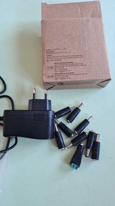 Zasilacz AC adapter 12V 2A 24W z końcówkami 9 SPP382