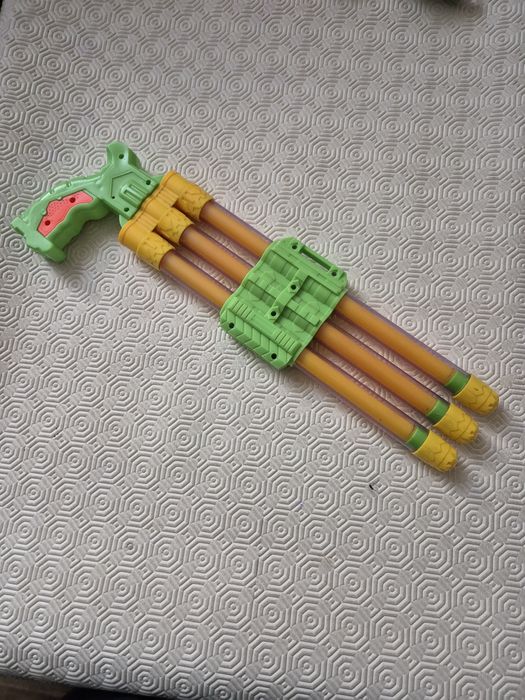 Bisnaga três bicos, de grande capacidade