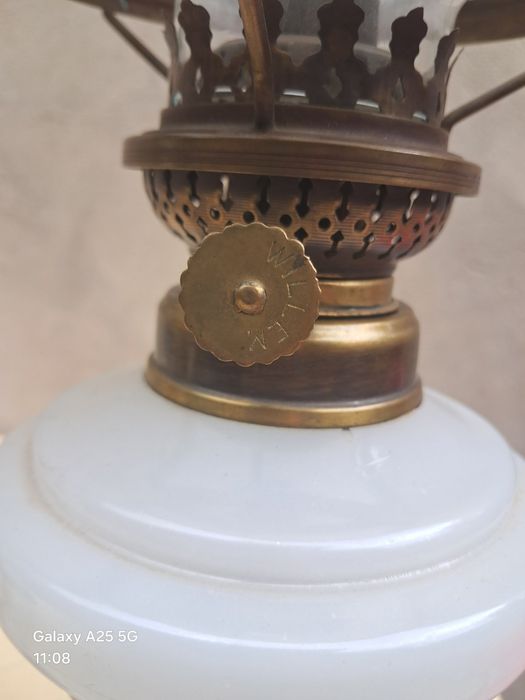 Лампы керосиновые