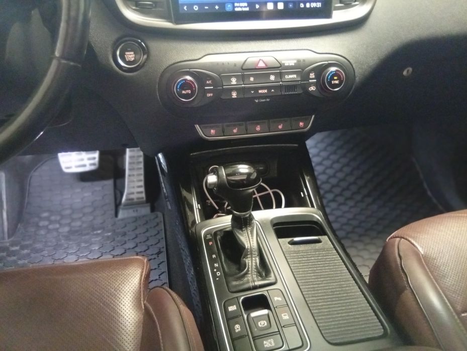 Kia Sorento  2.2 crDI ano 2017 caixa automática  7 lugares