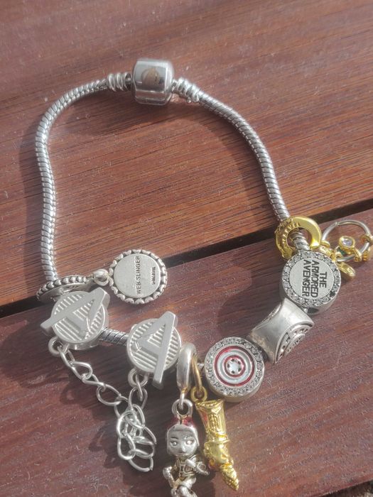Pulseiras marvel pandora