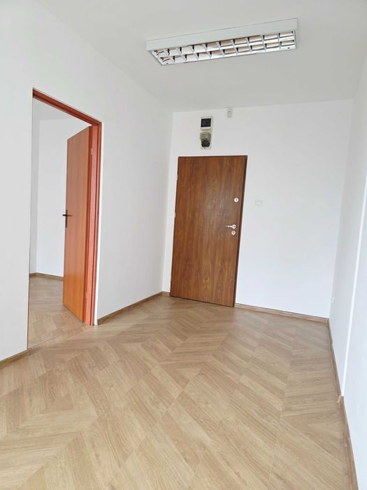 Lokal biurowo - usługowy centrum Bytomia  Moniuszki 26A