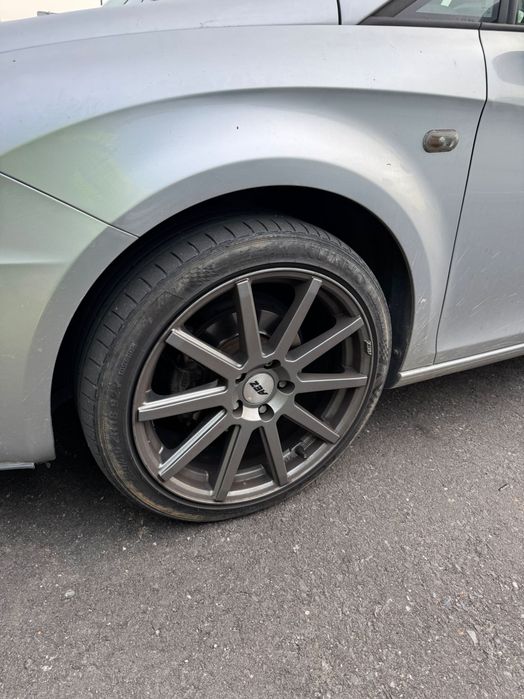 Jantes 18” AEZ 5x112 com pnes KUMHO Ecsta 225/45 18