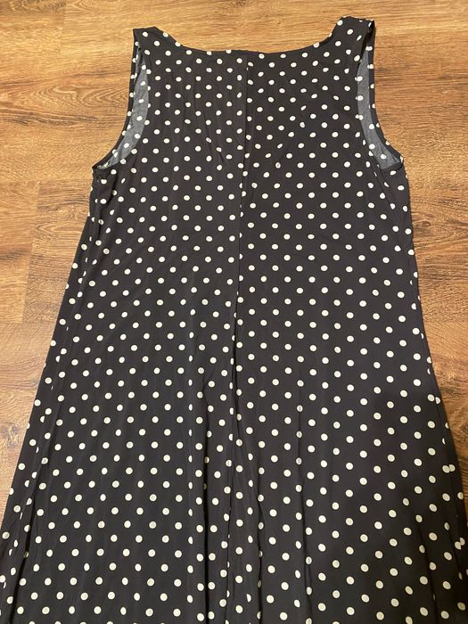 Klasyczna prosta długa maxi sukienka grochy groszki Calzedonia Cobey