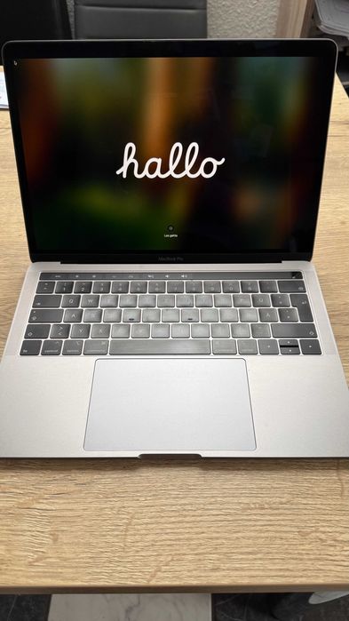 MacBook Pro 13" (2019) – 4 Thunderbolt – 256GB – Muito bom estado – 349€