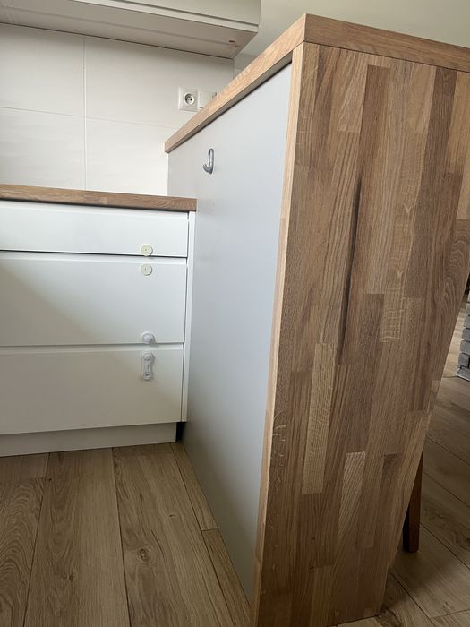 Wyspa kuchenna hoker Ingolf Ikea winiarka