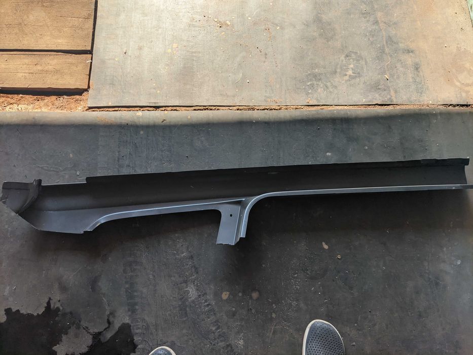 Филенка стойки крыши на Golf 7 универсал