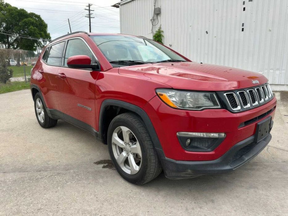 Jeep Compass Latitude      2017