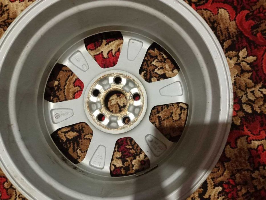 Диск Tayota оригинал не езженая с запаски