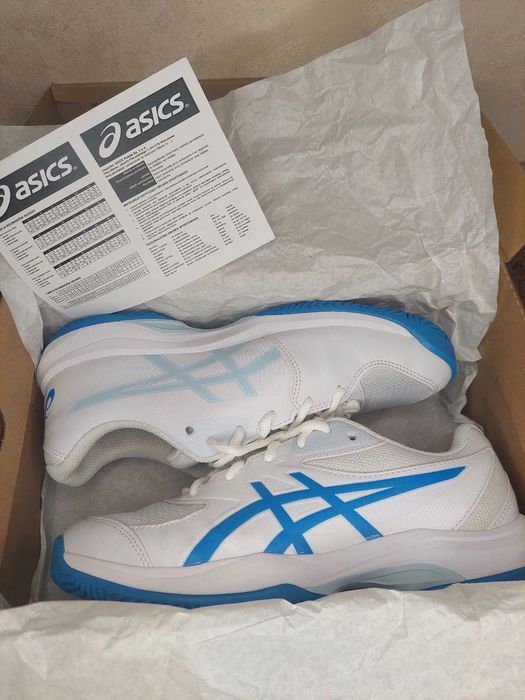 Кросівки Asics для волейболу/тенісу