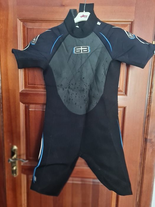 Pianki do nurkowania.   Duży wybór.  Dziecięce męskie damskie