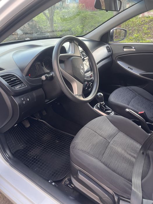 Hyundai Accent 2017 VIN KMHCT41BAJU364344 фото оголошення 15 з 20