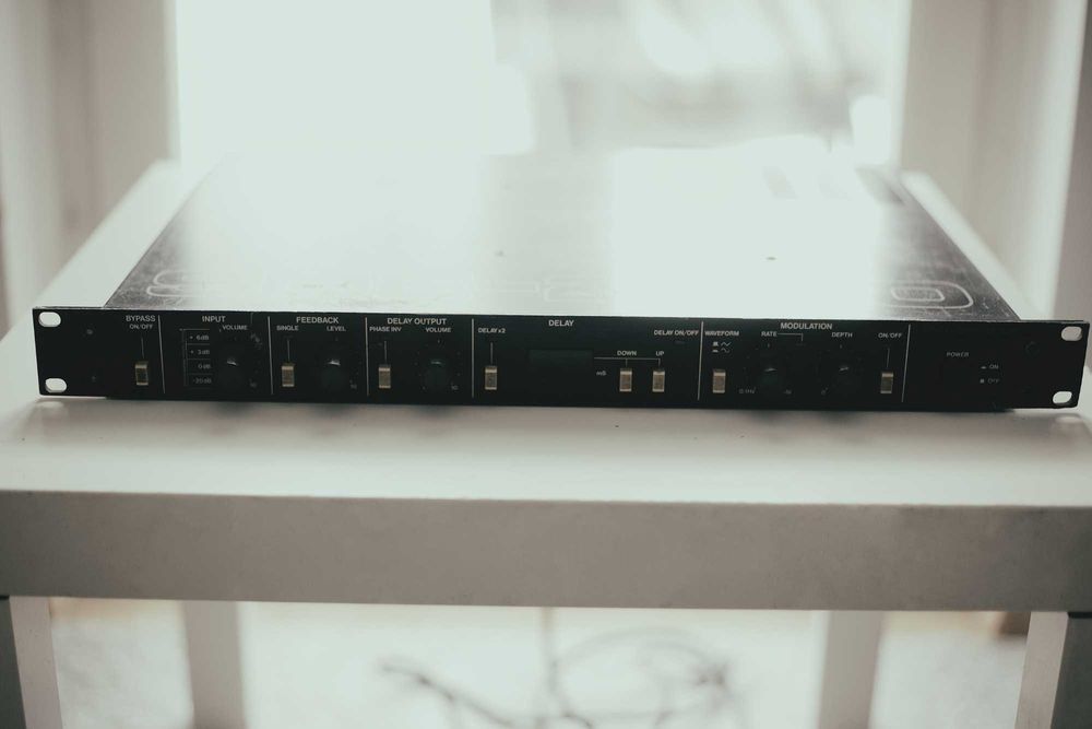 Roland SDE-2000 Digital Delay