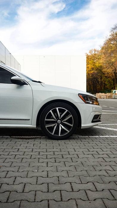 Volkswagen Passat NMS 2016