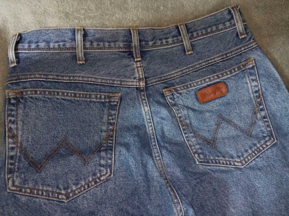 Чоловічі джинси Wrangler W34 L32