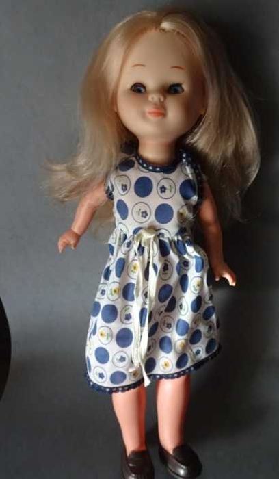 Antiga boneca Nancy articulada olhos azuis - Famosa