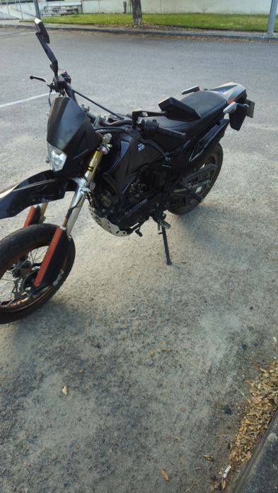 Supermotard 125cc