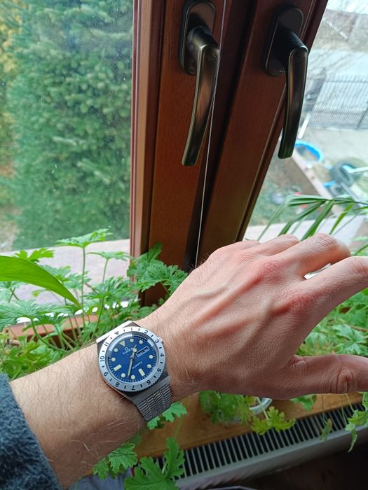 Zegarek Timex Q Reissue vintage TW2V18300