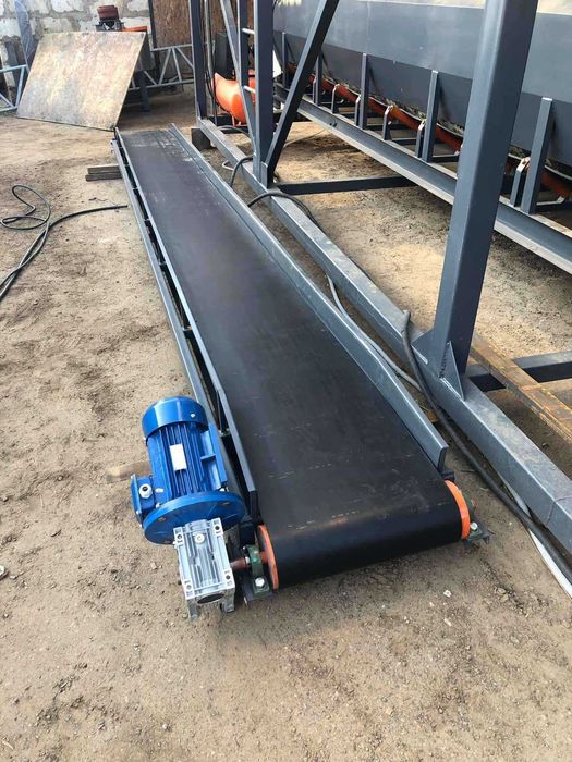 Ленточный конвейер, транспортер, стрічковий навантажувач, перегрузчик