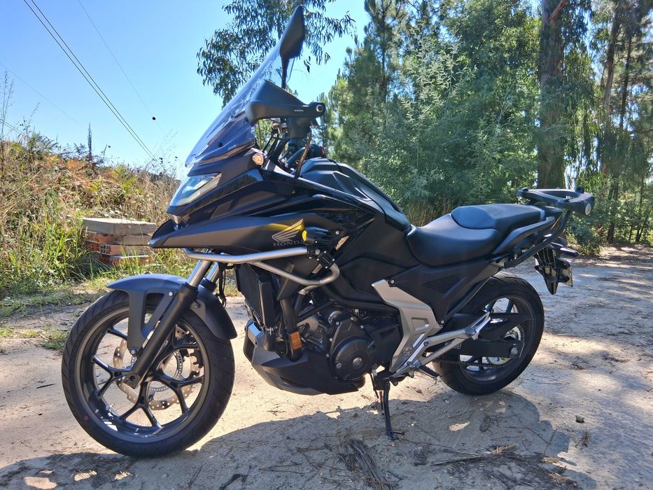 Honda NC750X 2024, 2300kms, NOVA