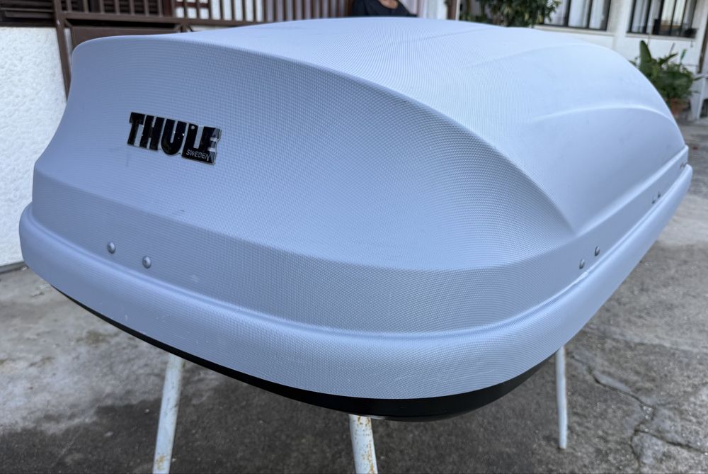 Mala de Tejadilho Thule Pacific 200 – Como Nova (Usada Apenas 1 Vez)