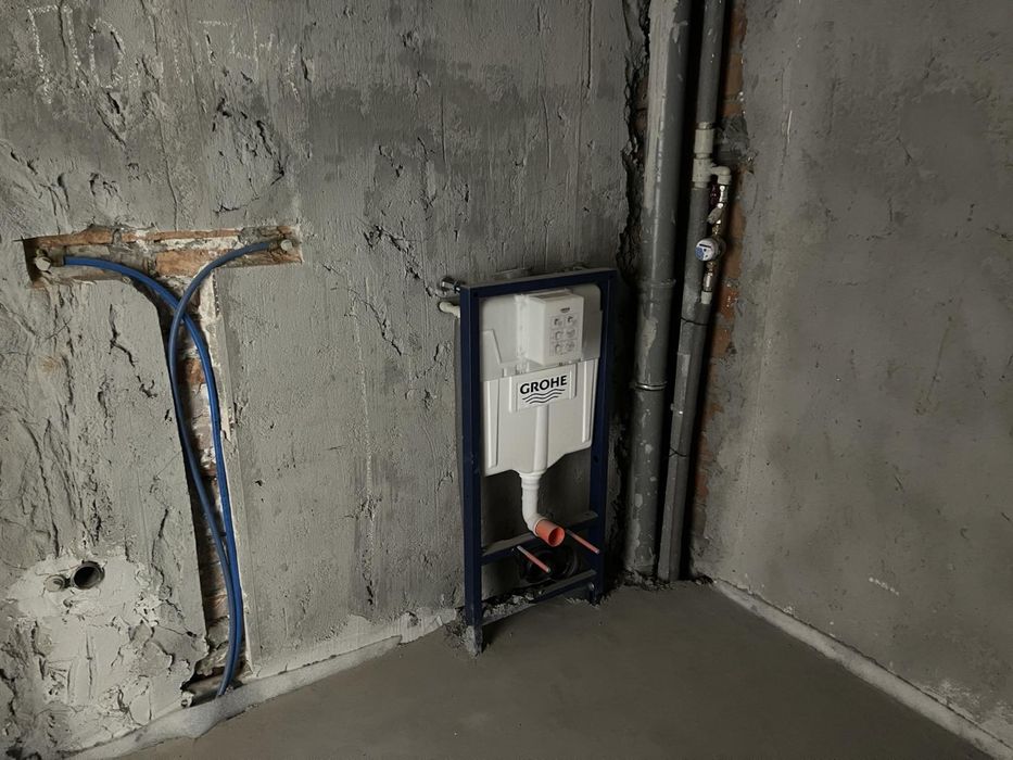 ПРОДАЖ 2к кв., не кутова, ЦЕНТР, Н/Б, 70% ремонту, 6пов., 82,5 м кв.