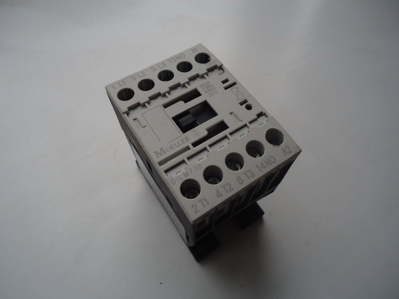 Пускатель открытый Eaton (Moeller) DILM7