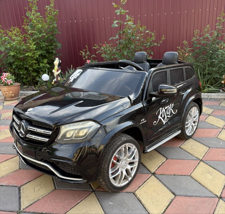 Дитячий електромобіль двомісний Ramiz Mercedes AMG GLS63 + чохол