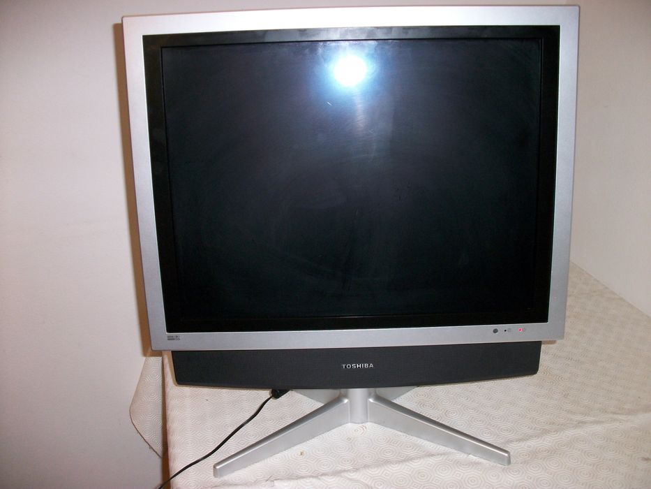 TV LCD Toshiba 20VL43U para Peças
