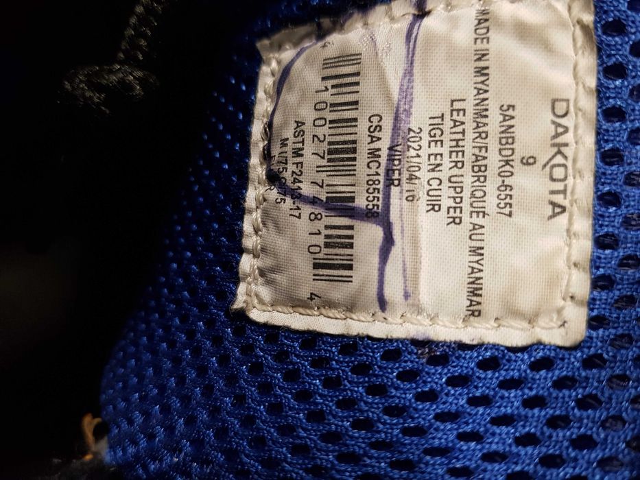 Buty robocze DAKOTA rozm 42 wkł 27,5 cm S3