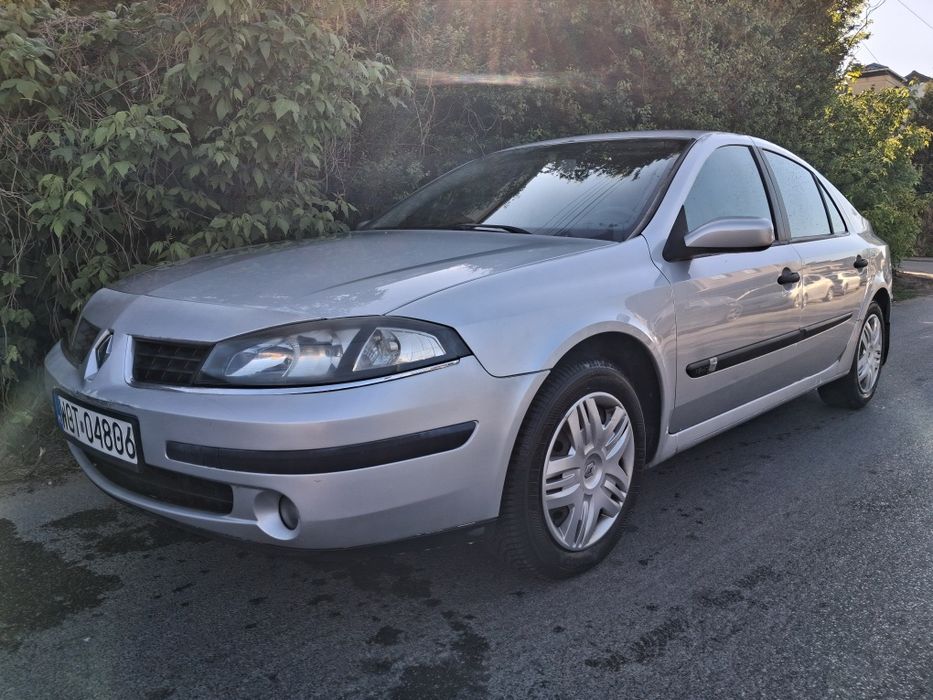Zadbana i serwisowana* 1.9DCi* 110KM* Renault Laguna* 2006rok* Klima sprawna* HAK* Długie opłaty*