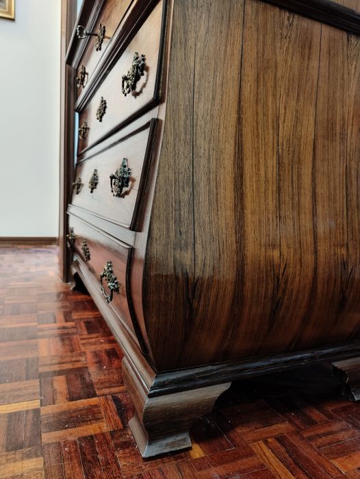 Cómoda em Madeira de Óptima Qualidade ao Estilo Império