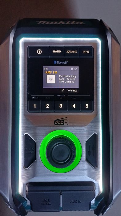 Makita DMR 115 radio