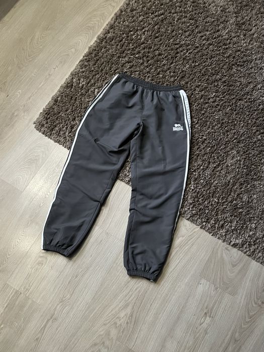 Спортивные штаны Lonsdale London