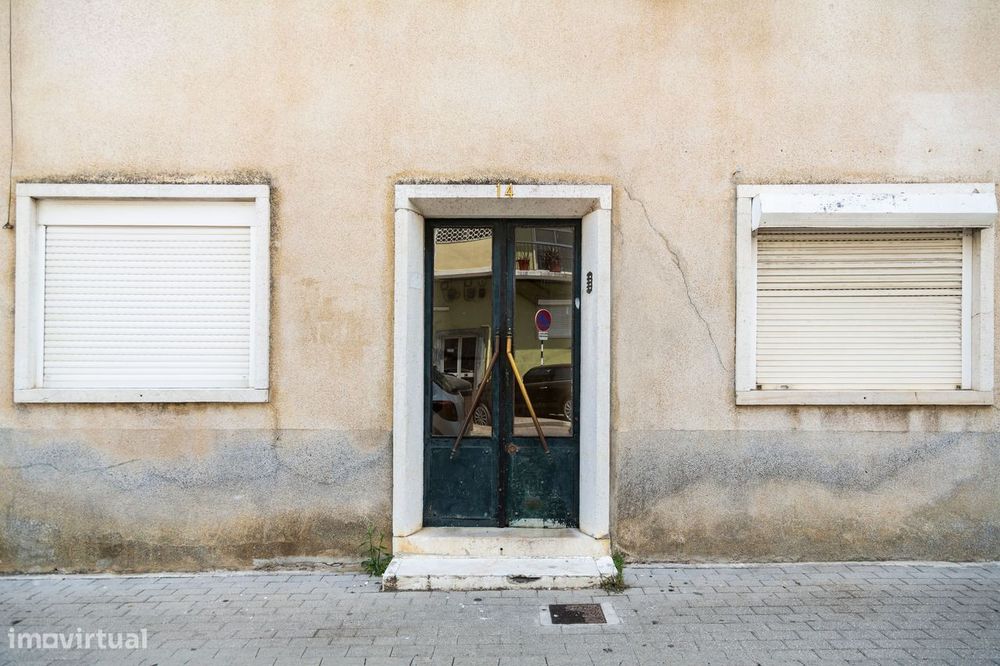Apartamento t2 à venda na Rua General Humberto Delgado
