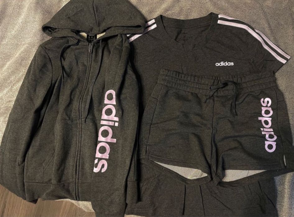 Спортивный костюм Adidas женский