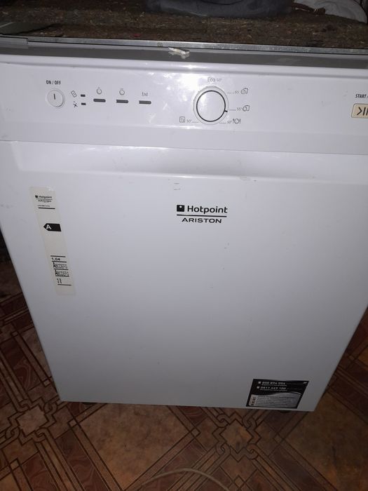 Посудомойка Hotpoint-Ariston  на запчасти