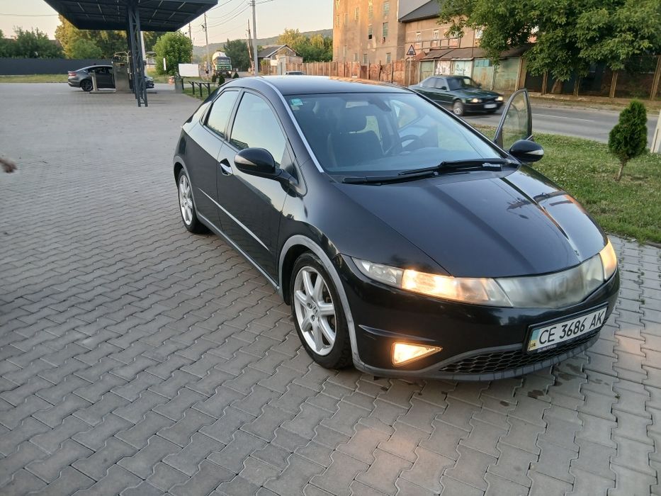 Продам авто Honda  civiс 5d