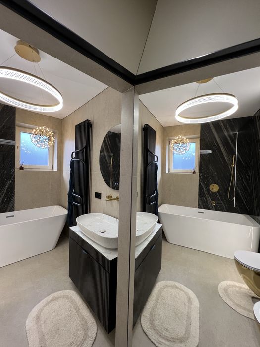 Вишукана та авторська 3-кімнатна квартира в центрі міста