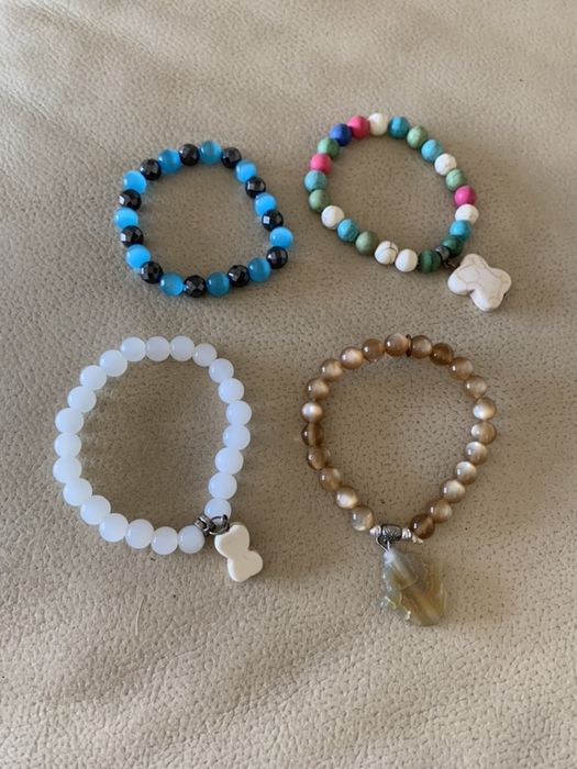 Conjunto bijuteria variada - 9 peças (colares, brincos, pulseiras)