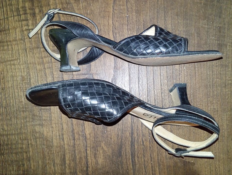 Sandálias Couro Salto Azul Escuro Vintage - Sarita