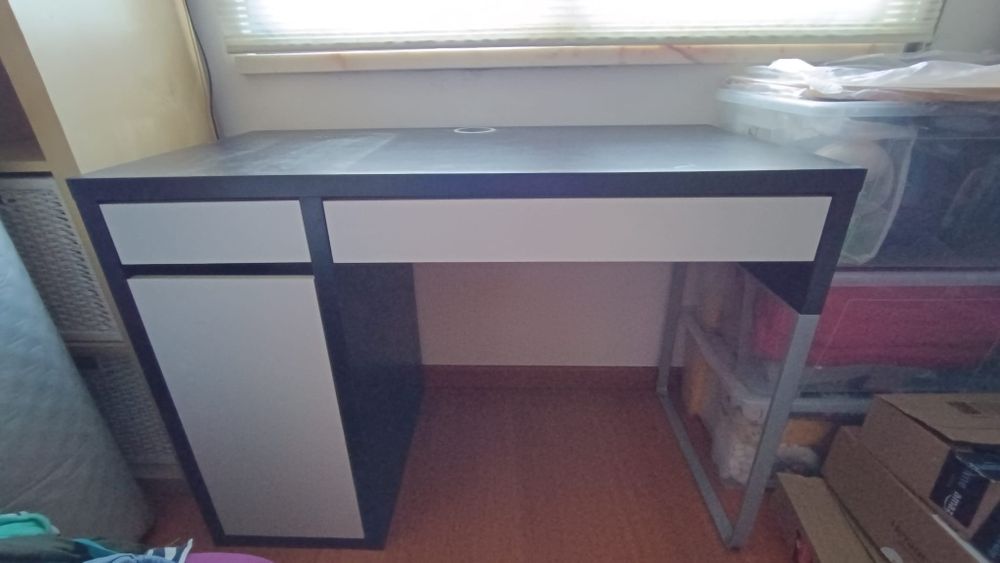 Secretária escritório