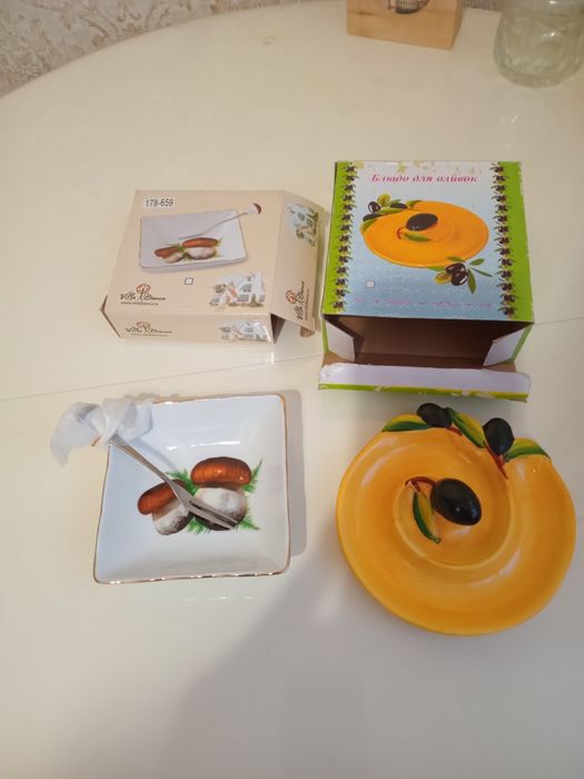 Продам тарелки блюда  разные