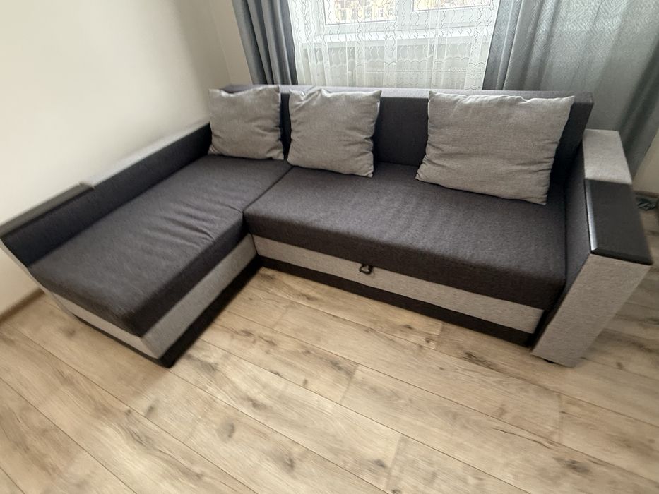 Диван кутовий, в дуже хорошому стані
