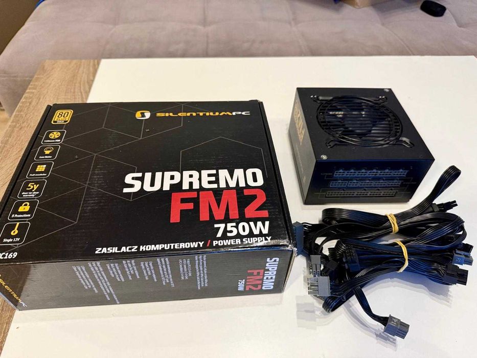 Zasilacz Silentiumpc Supremo FM2 750W Gold