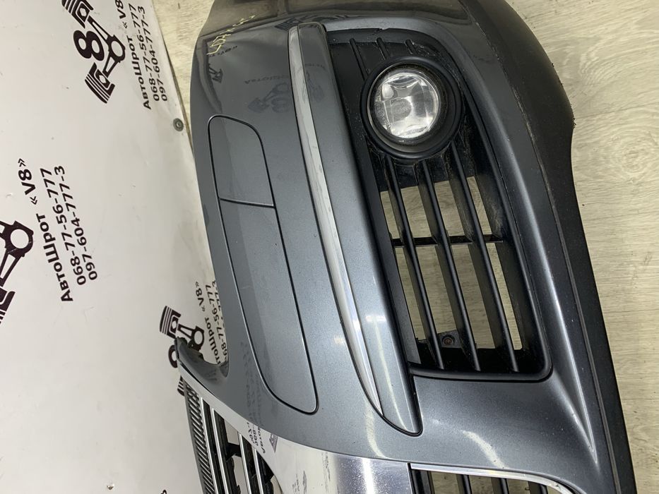 Бампер передній Volkswagen Golf 5 V універсал гольф 5 сірий LD7X
