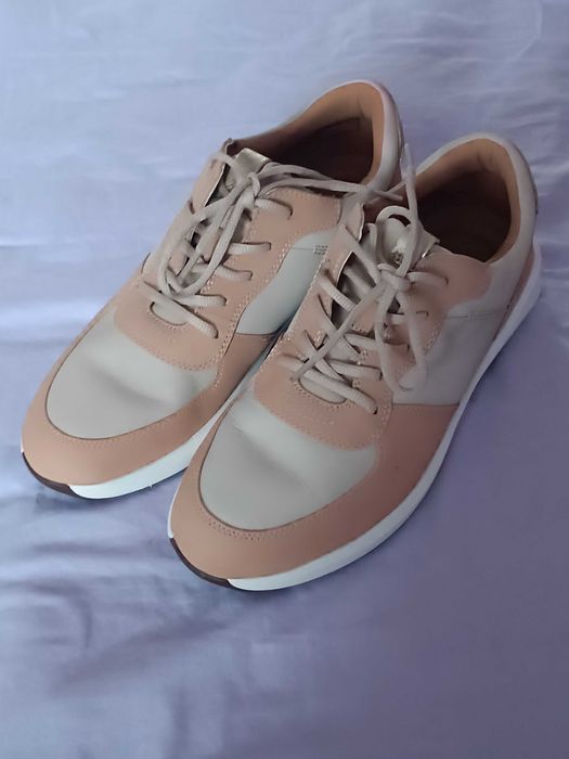 Жіночі кросівки Clark's розмір 40,устілка 25