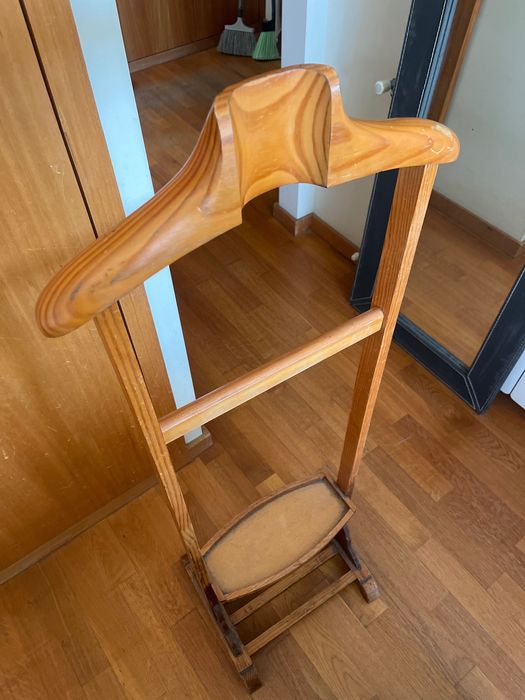 Móvel cabide para roupa