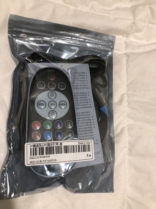 LEDs for lighting, controllable via remote control or Bluetooth64309726977538123